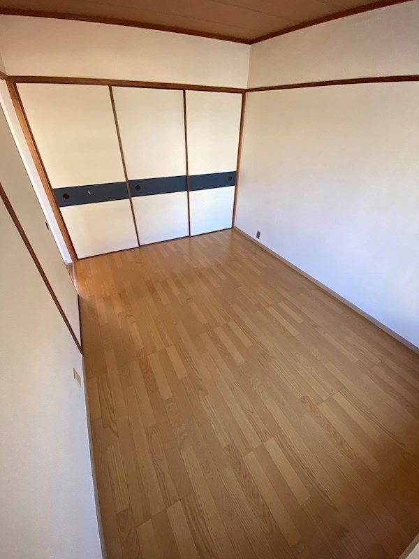 西新在家マンション ベッドルーム