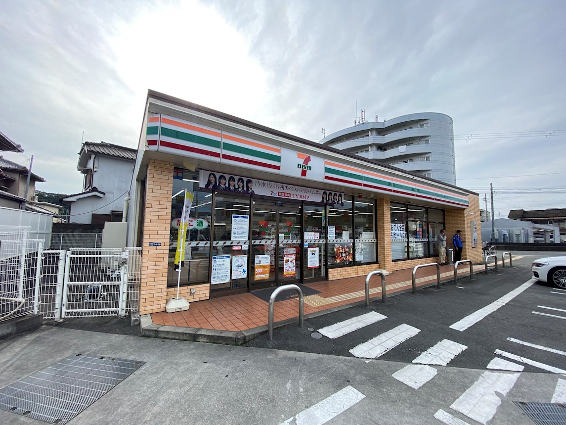 西新在家マンション コンビニ