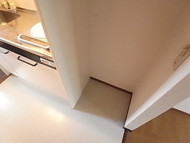 メゾンドアヴニール名谷 キッチン