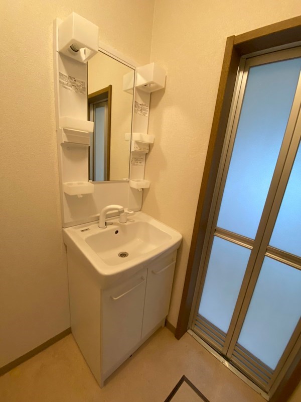 エスポワールイダ弐番館 洗面所