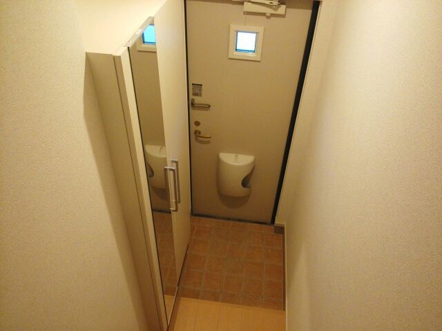 サンライズ赤羽 玄関