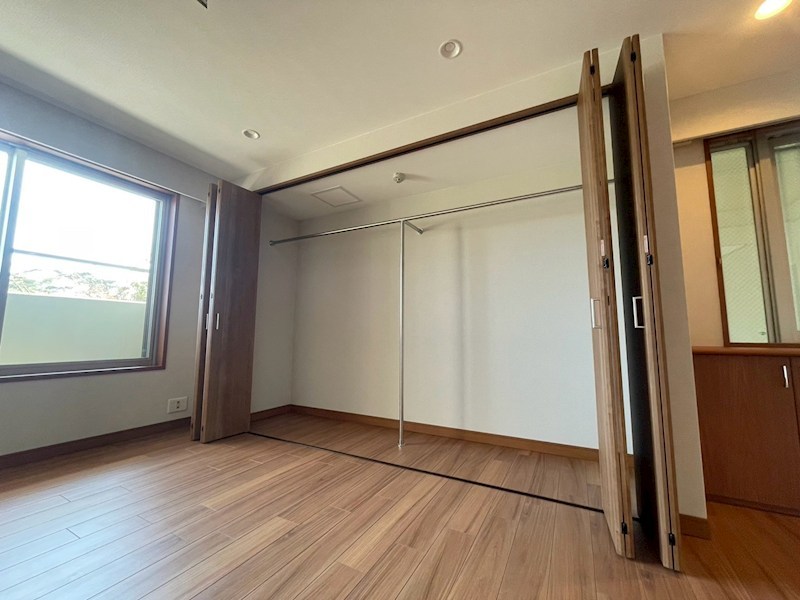名次町ロジュマン 収納