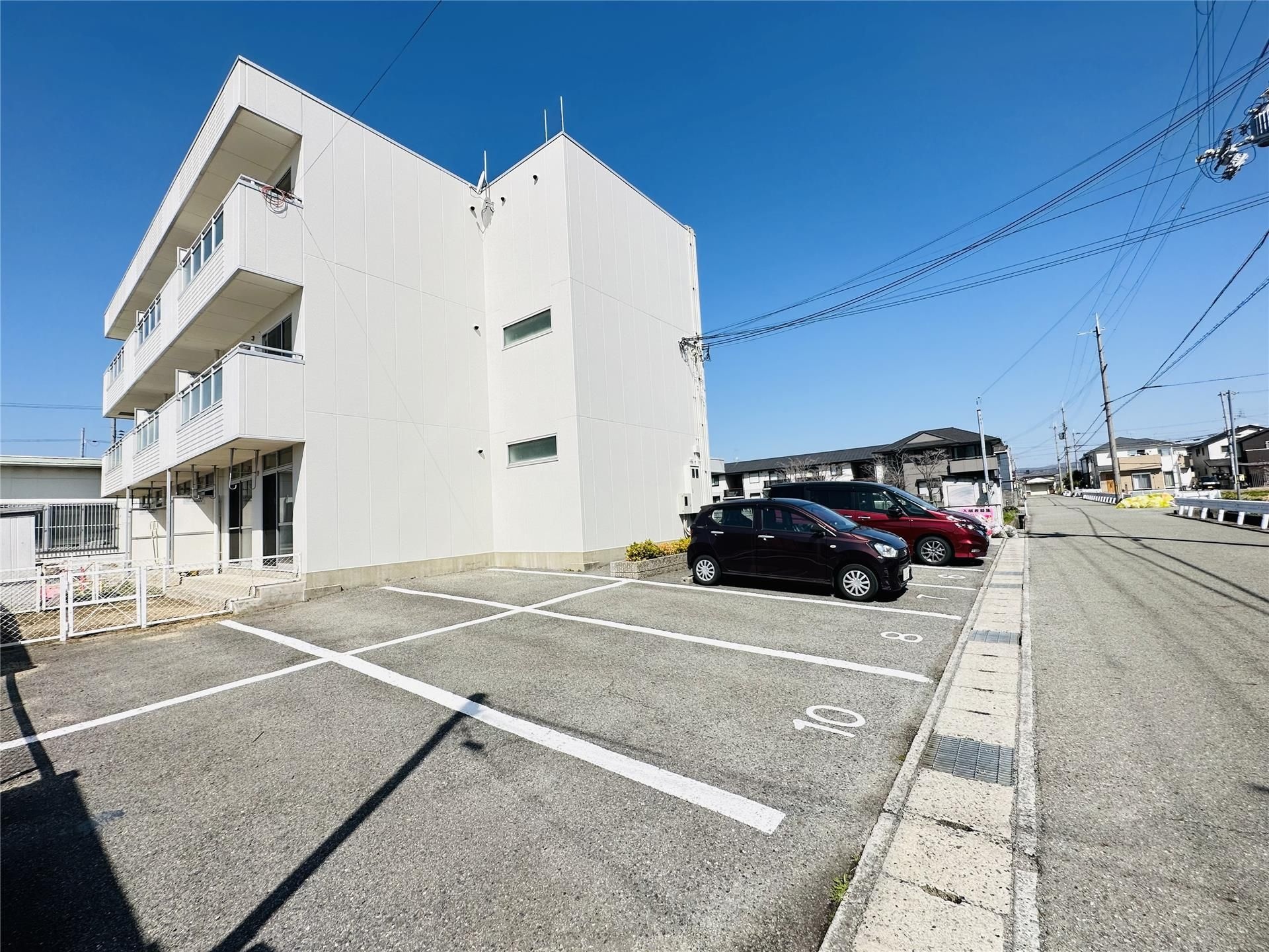 ライフタウン 駐車場