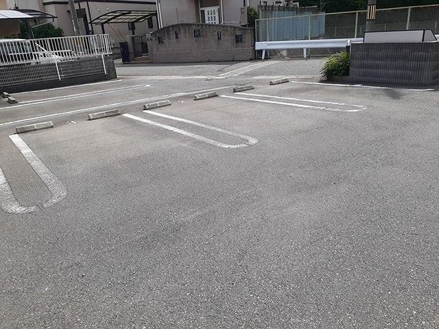 オヒア・レフアⅡ 駐車場