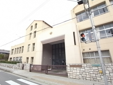 アメニティハイツ須磨寺 小学校