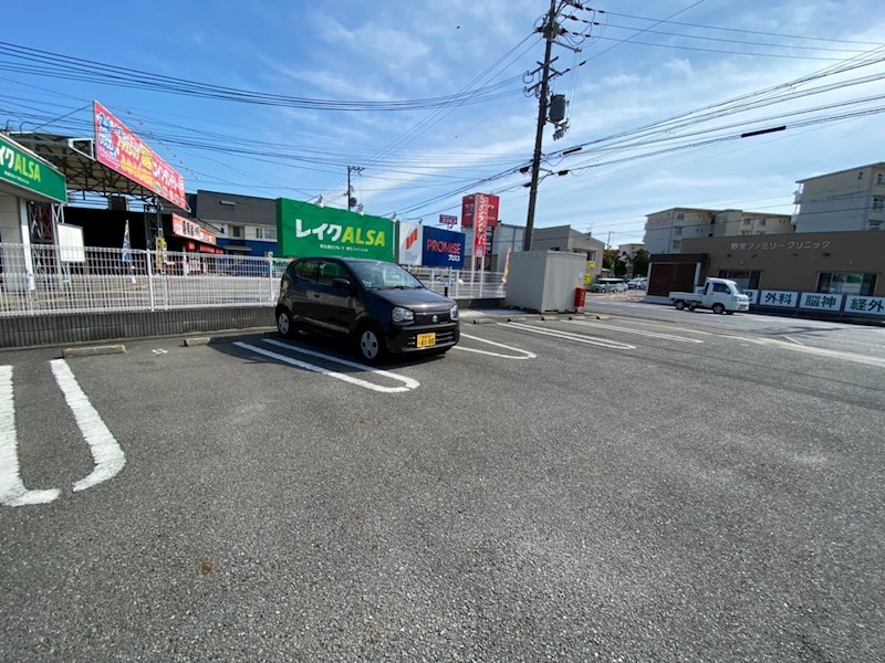 アクロポリスⅤ 駐車場