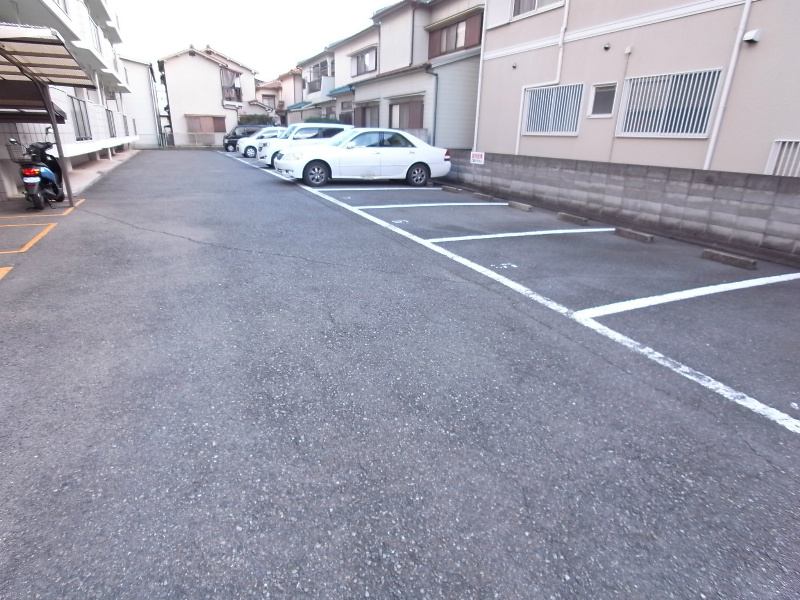 コーポ水田 駐車場