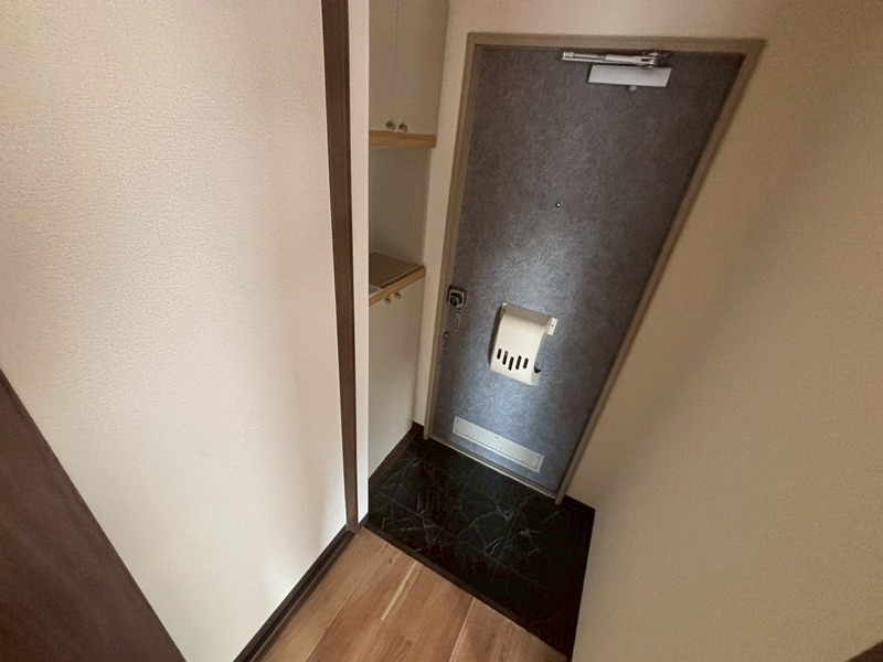 英賀保ハイツ3 玄関