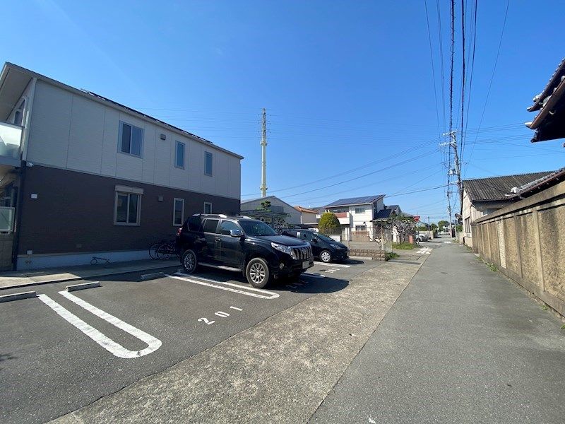 リジェール 駐車場