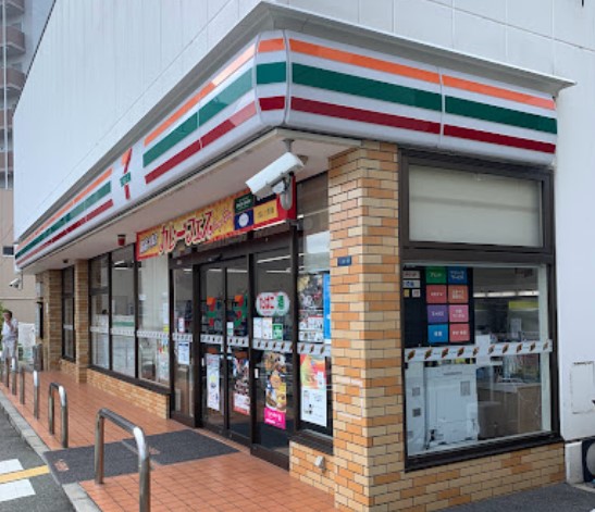 エスタート御幣島(旧:ディームス御幣島) コンビニ