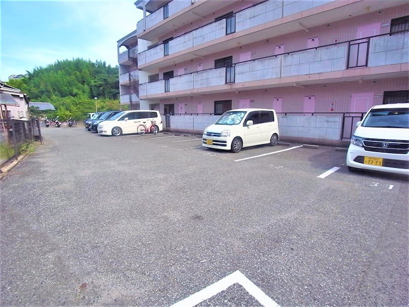 アドモリモト下畑 駐車場