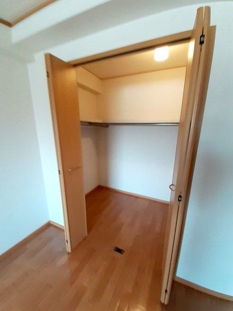 プラムガーデン 収納