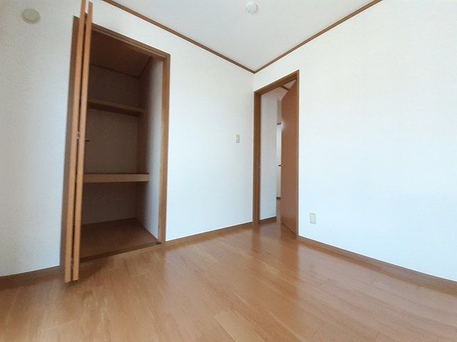 サンハウス ベッドルーム