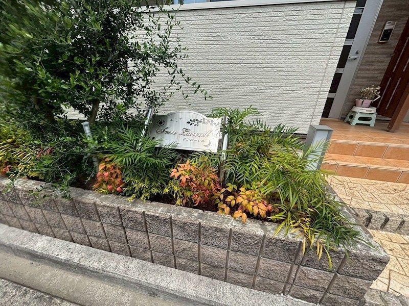 サン　ローレル その他