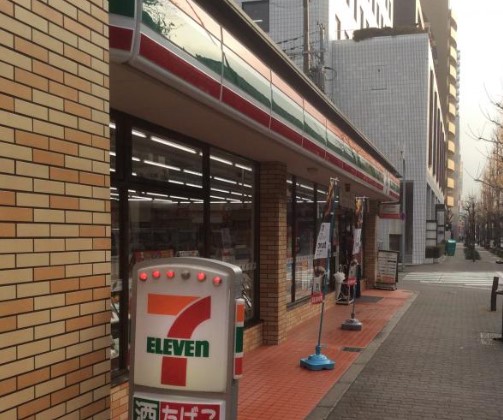 プレサンス新大阪ジェイズ コンビニ