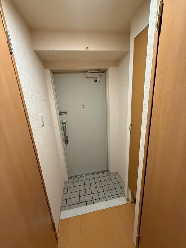 ツルトスコ南落合 玄関