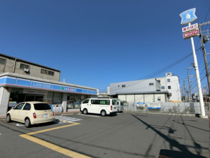 EASE.T4 コンビニ