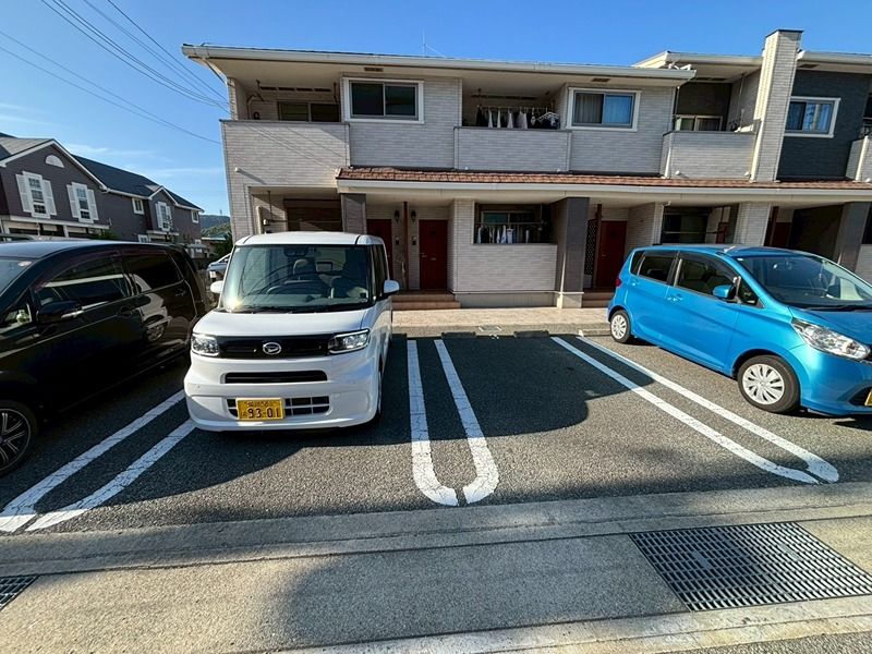 アルモニー・Ｍ 駐車場