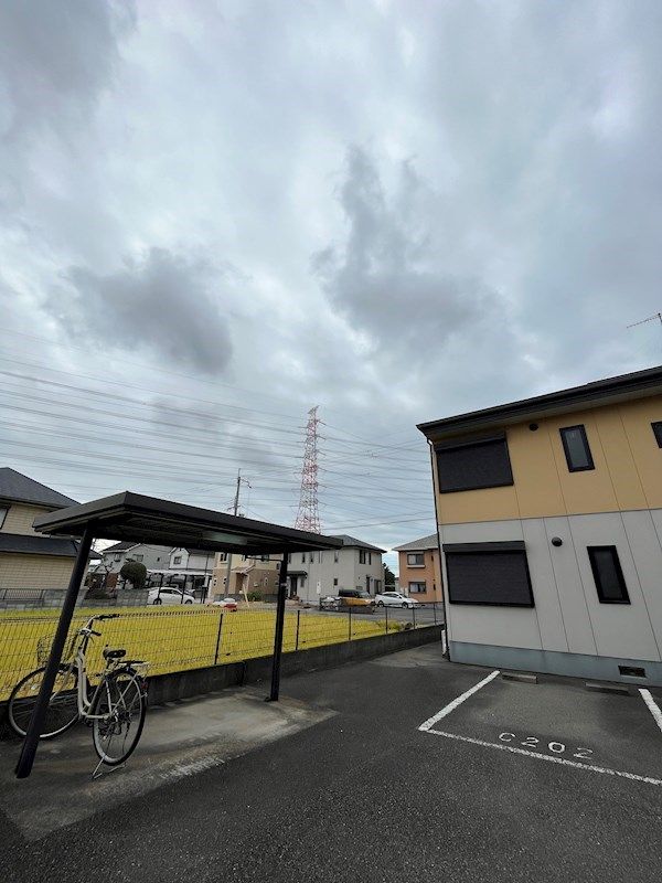 フォーレス佐土 駐車場