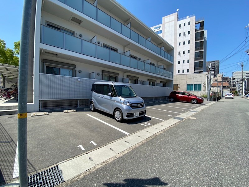 ビウォール正木 駐車場