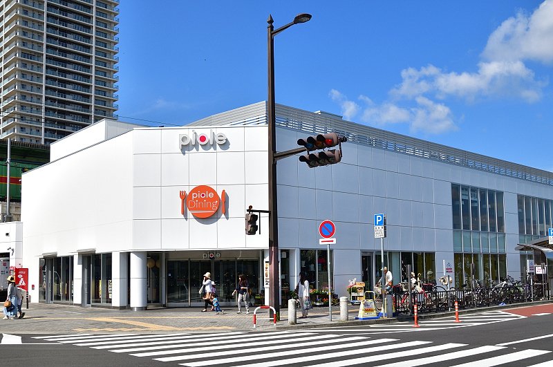 ブランシェ本町 ショッピング施設