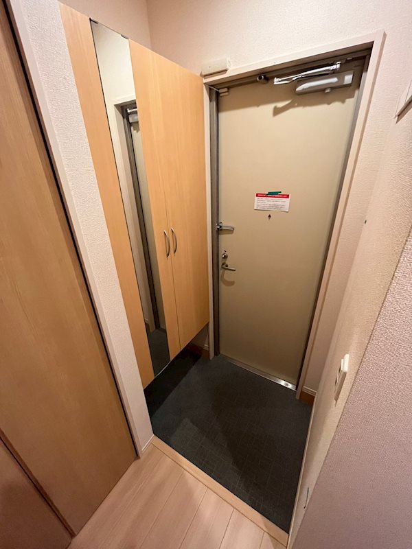 ブランシェ本町 玄関