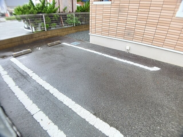 アバンツァート玉手Ⅲ 駐車場