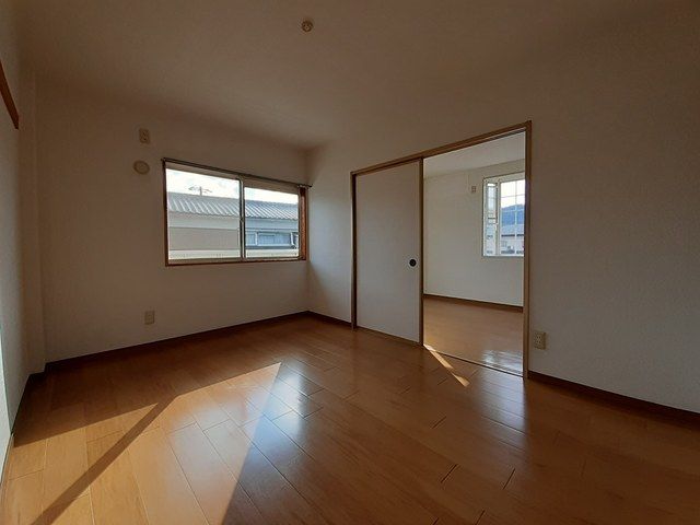 アメニティ浅見 ベッドルーム