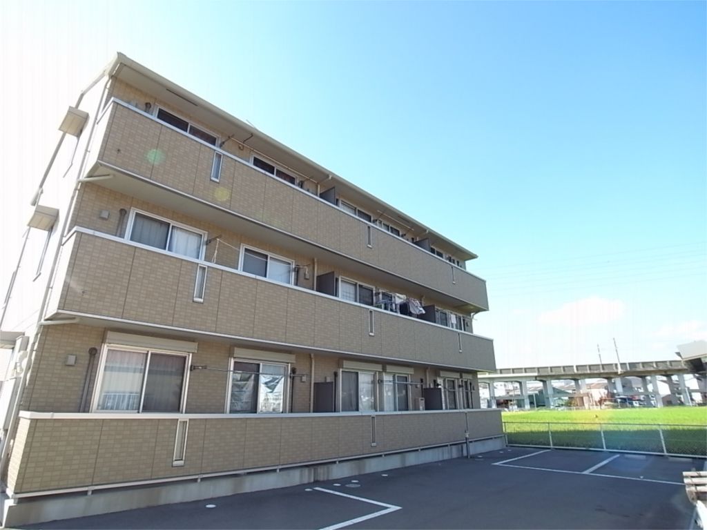 アルコバレーノ潤和 外観