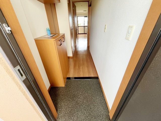 アクロポリスⅢ 玄関