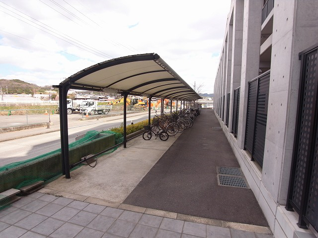 ルームズ学園北町 エントランス