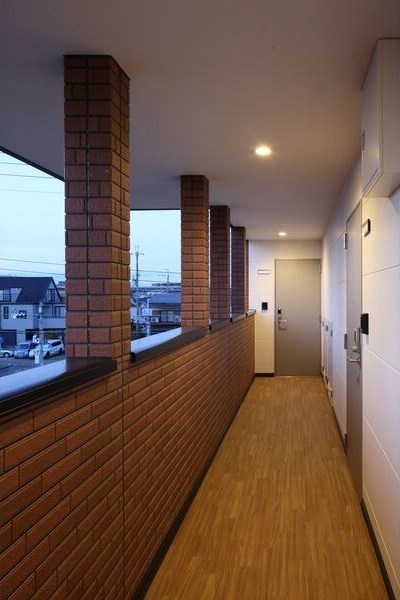パロス明石イースト 玄関