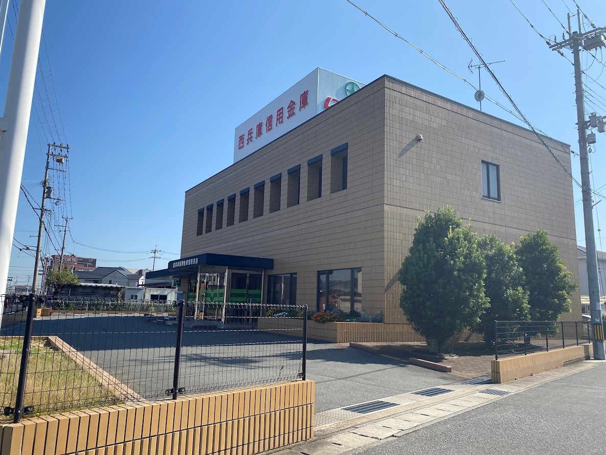 ウェスタン フォレスト 銀行