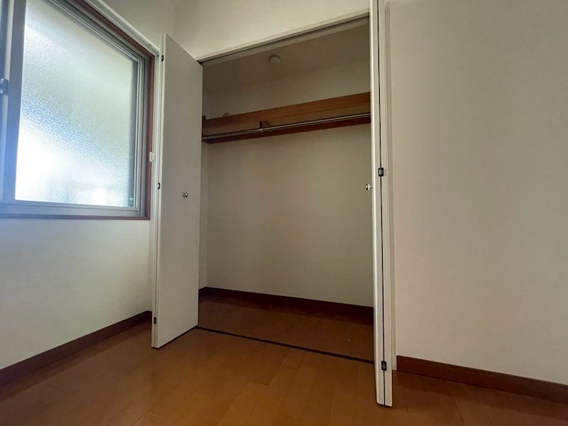 名次町ロジュマン 収納