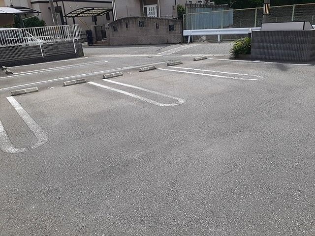 オヒア・レフアⅡ 駐車場
