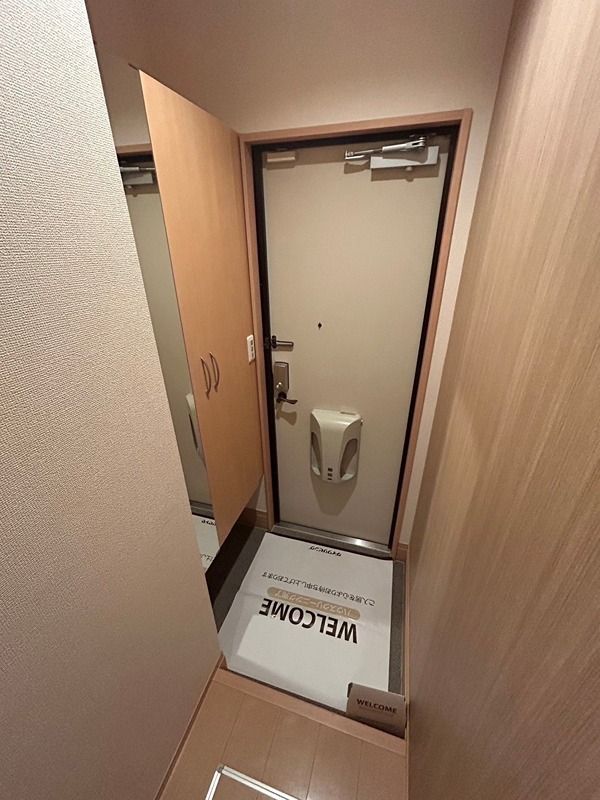 クローバー青山  玄関