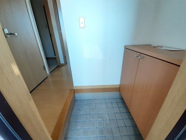 ラフィネ 玄関