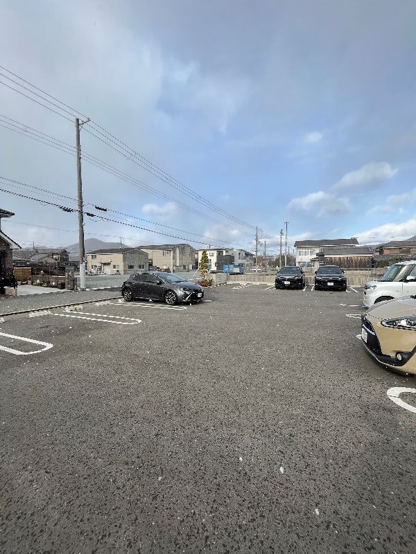シャーメゾンフルール 駐車場