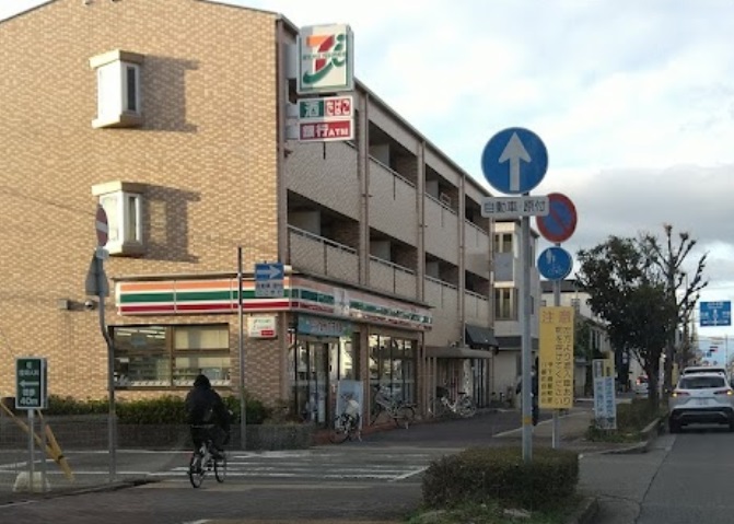 EVISTAGE甲子園 コンビニ