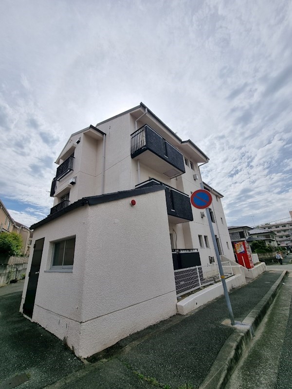 サニーライフ新多聞 外観