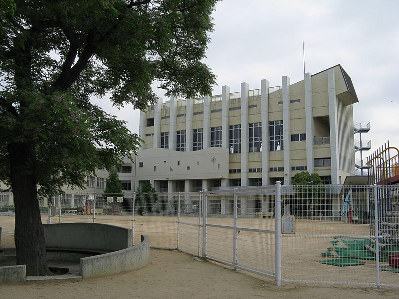 クレアドル須磨Ⅱ 小学校