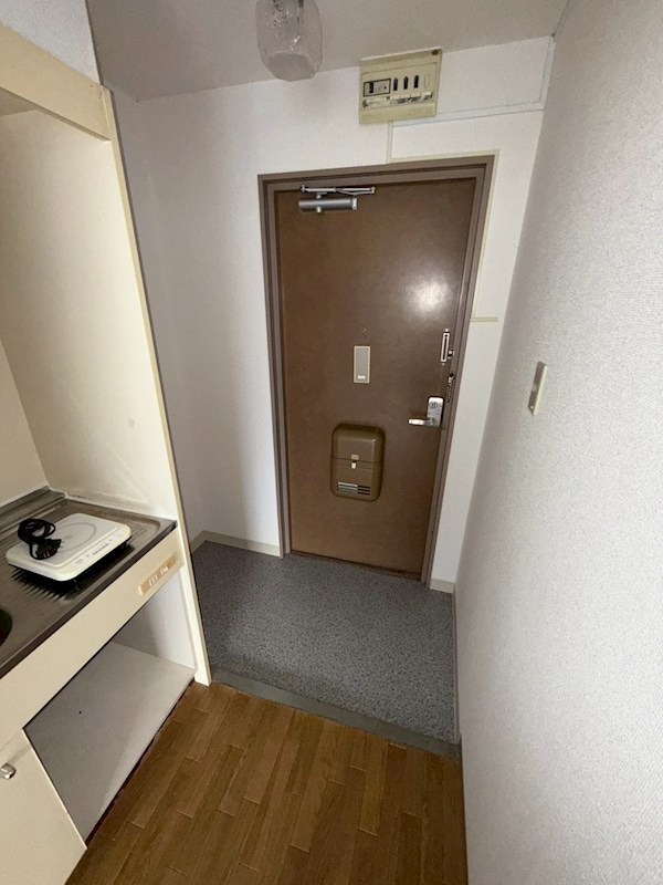 多聞台ハイツ 玄関