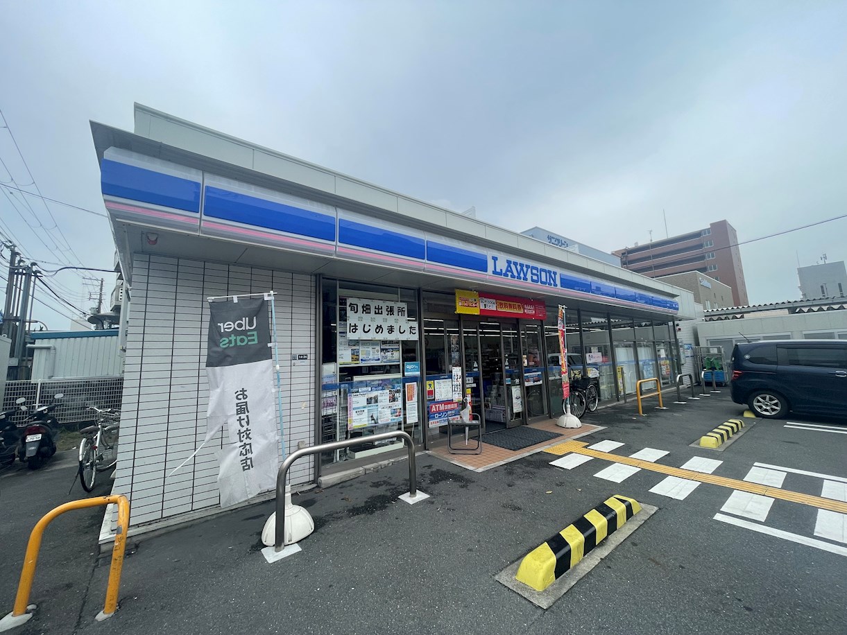 エスリード北大阪レジデンス コンビニ
