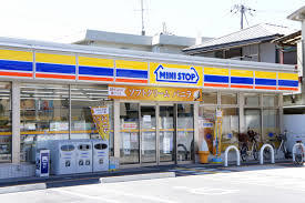 ウィルモア垂水D棟 コンビニ