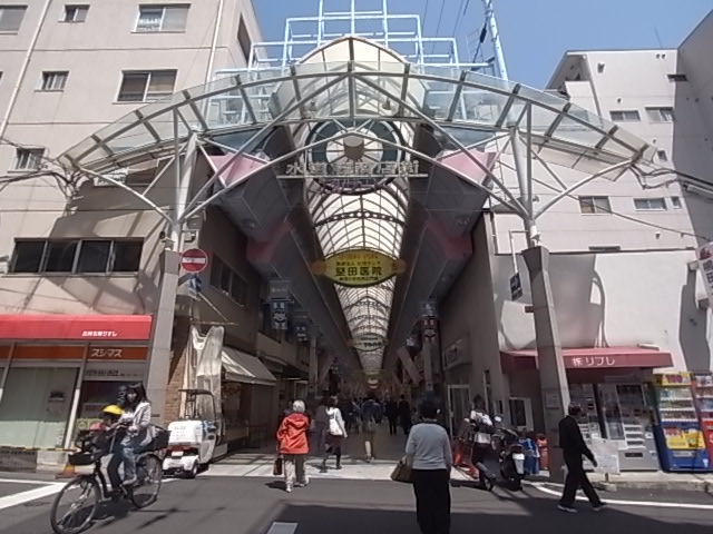 スプランディッド王子公園 商店街