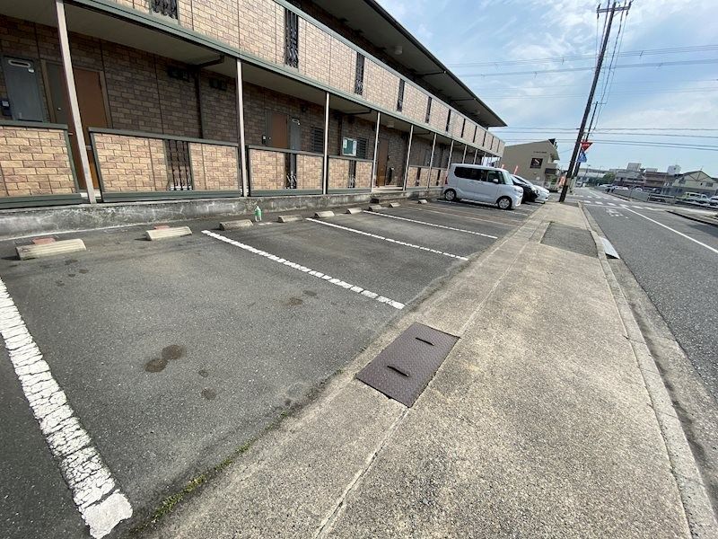 サンライズ城南 駐車場