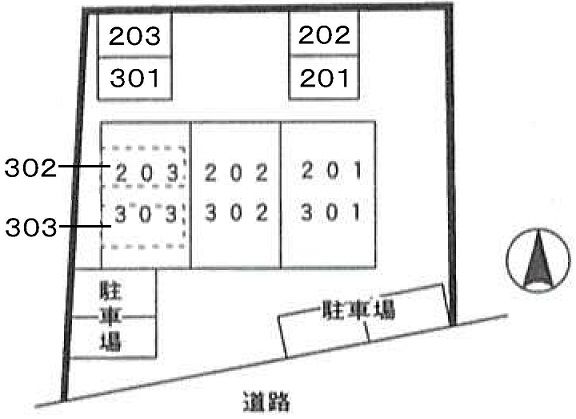 オーク伊川 駐車場