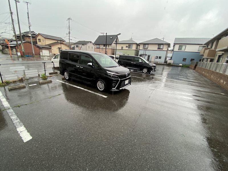オーハマヴィラ 駐車場