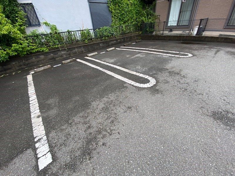 アクセスＧ 駐車場