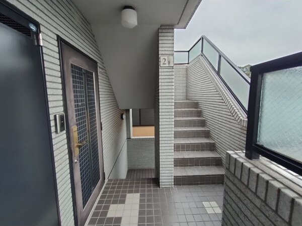 ヴォーン夙川 ロビー